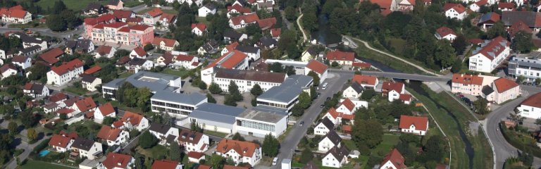 Startseite Luftaufnahme Rathaus